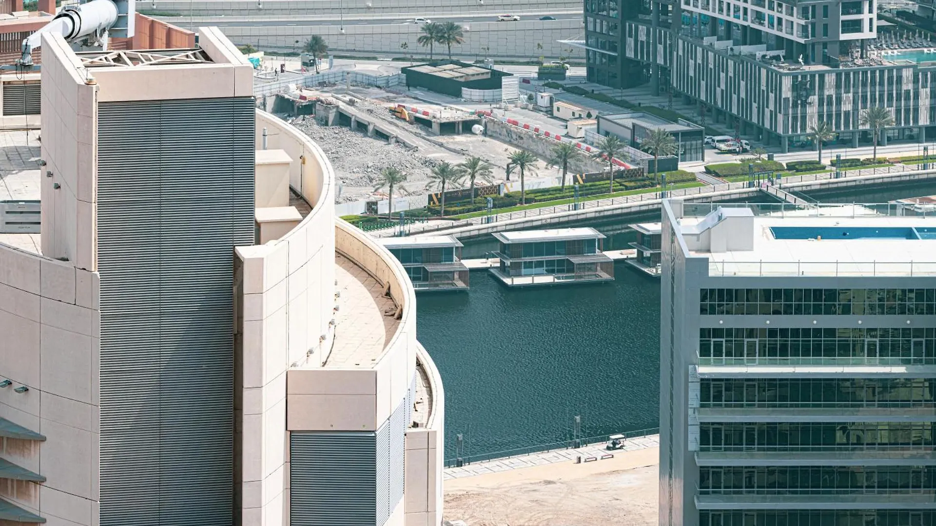 Smartstay At Burj Royale - Unique Downtown Dubai City Views - Brand New Luxury Apartments
